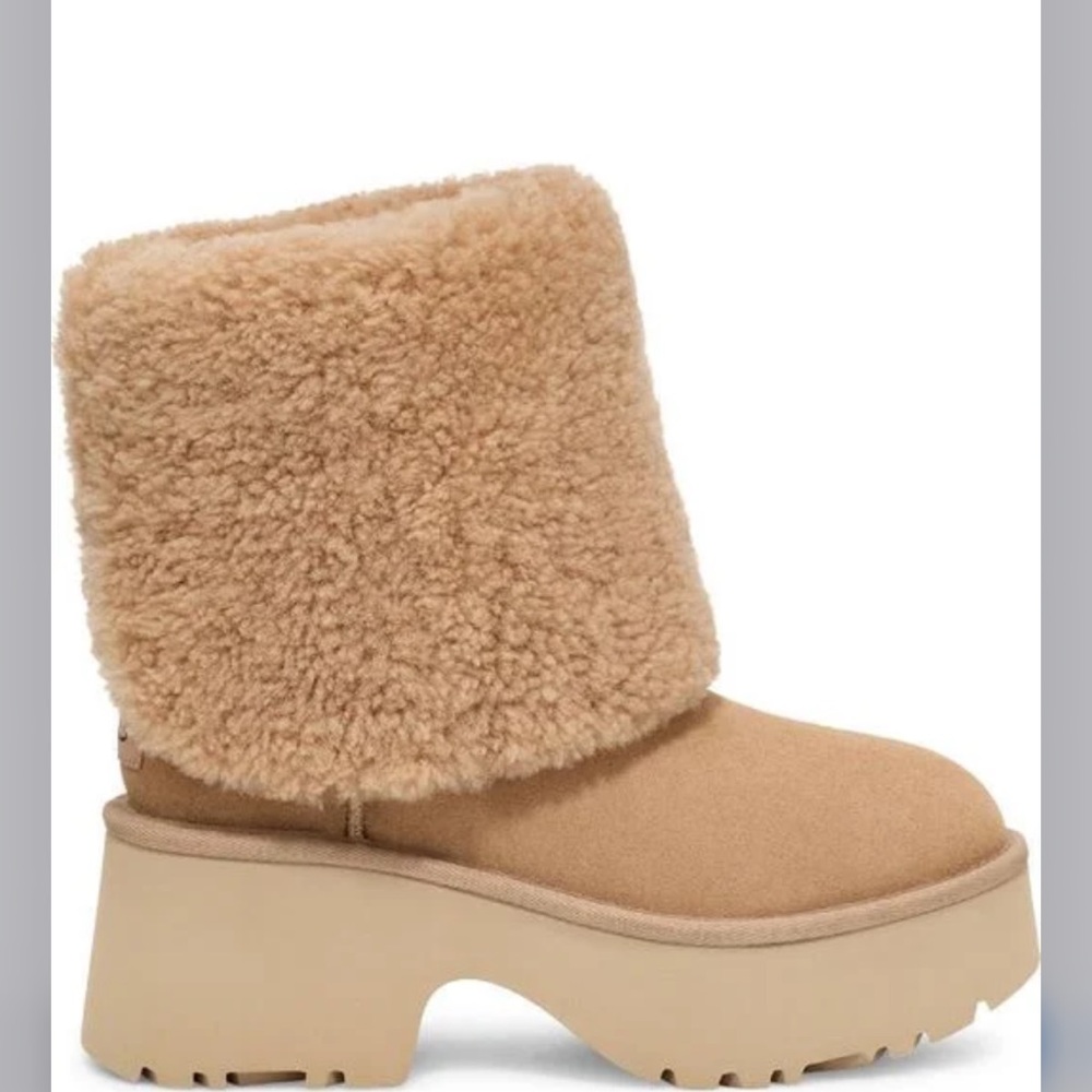 UGG Classic New Heights Genuine Shearling Cuffable Boot - Picture 14 of 16